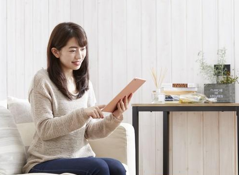女人陷入婚外情除了对丈夫愧疚外那就是欢愉