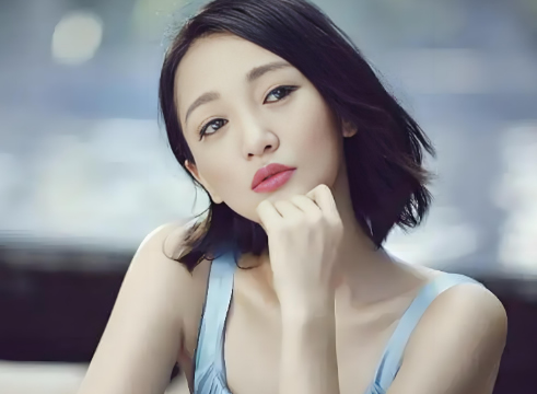 女人经常这么做表示在她身边已有了别的男人